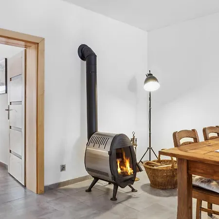 2 Bedroom Nice In Appartement