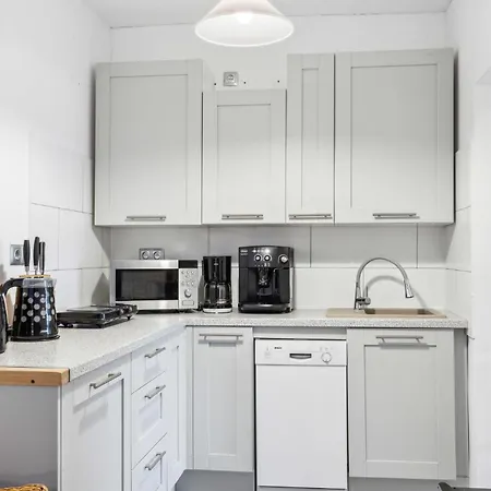 2 Bedroom Nice In * Zirchow